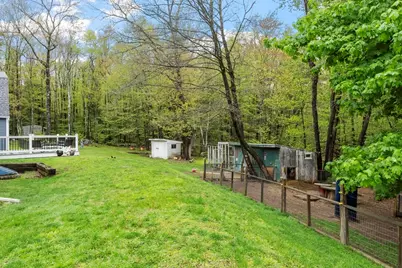 51 Bennett Rd, Fitchburg, MA 01420 - Photo 27