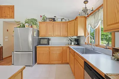 284 Howe St, East Brookfield, MA 01515 - Photo 21