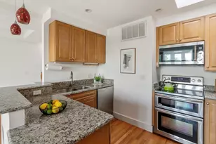 197 W Newton St, Boston, MA 02116 - Photo 9