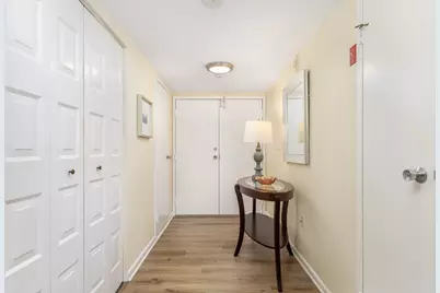 404 Paradise Road #1C, Swampscott, MA 01907 - Photo 3