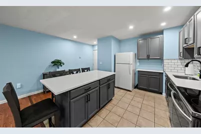 80 N Warren St #32, Woburn, MA 01801 - Photo 7