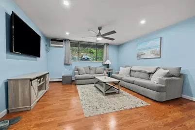 80 N Warren St #32, Woburn, MA 01801 - Photo 9