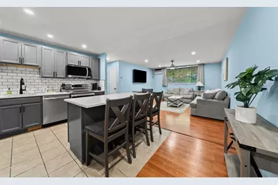 80 N Warren St #32, Woburn, MA 01801 - Photo 1