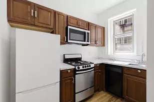 1673 Commonwealth Ave, Boston, MA 02135 - Photo 13