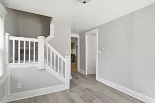 25 High St, Agawam, MA 01001 - Photo 23