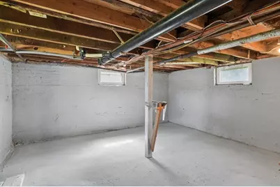 25 High Street, Agawam, MA 01001 - Photo 37
