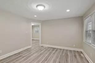 94 June St, Worcester, MA 01602 - Photo 5