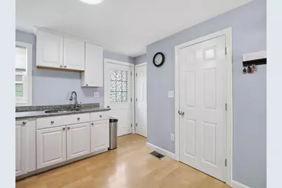 11 W Bowers St #3, Lowell, MA 01854 - Photo 13