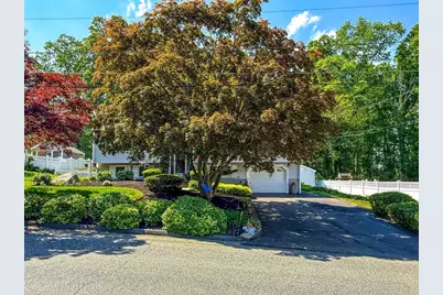 17 Robin Rd, Milford, MA 01757 - Photo 31