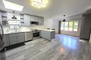 15 Meeting House Rd, Taunton, MA 02780 - Photo 3