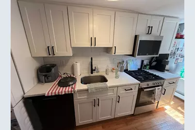 204 Endicott #3, Boston, MA 02113 - Photo 1