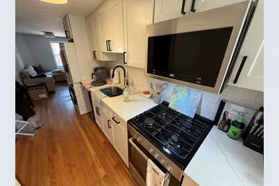 204 Endicott #3, Boston, MA 02113 - Photo 3