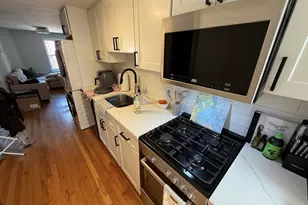 204 Endicott, Boston, MA 02113 - Photo 3