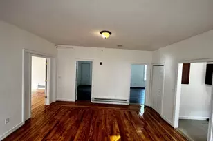 35 Woodbine St, Worcester, MA 01603 - Photo 3