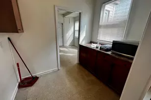35 Woodbine St, Worcester, MA 01603 - Photo 7