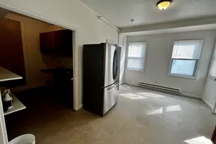 35 Woodbine St, Worcester, MA 01603 - Photo 9