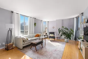 77 Pond Ave, Brookline, MA 02445 - Photo 9