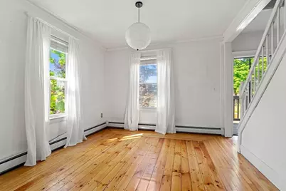 7 Winter St #D, Amesbury, MA 01913 - Photo 3
