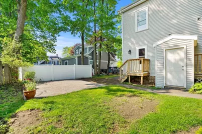 7 Winter St #D, Amesbury, MA 01913 - Photo 21