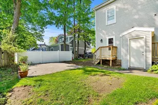 7 Winter St, Amesbury, MA 01913 - Photo 25