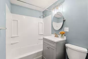 7 Winter St, Amesbury, MA 01913 - Photo 9