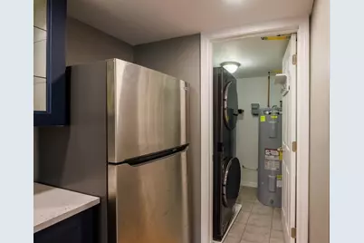 8 Freeman Ave, Webster, MA 01570 - Photo 9