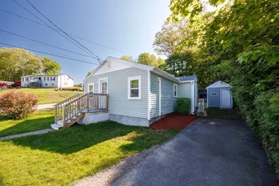 8 Freeman Ave, Webster, MA 01570 - Photo 21
