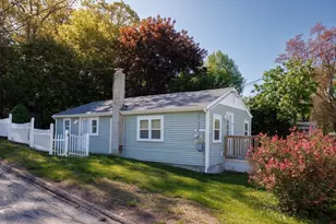 8 Freeman Ave, Webster, MA 01570 - Photo 3