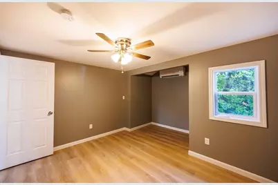 8 Freeman Ave, Webster, MA 01570 - Photo 13