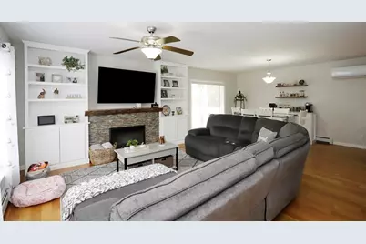 17 David St, Acushnet, MA 02743 - Photo 9
