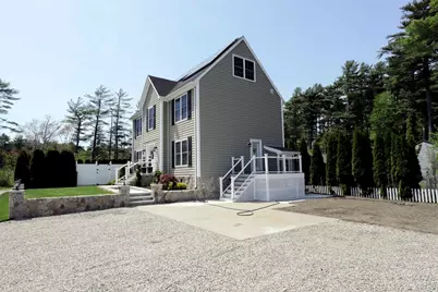 17 David St, Acushnet, MA 02743 - Photo 3