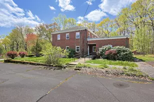 90 School St, Plainville, MA 02762 - Photo 33