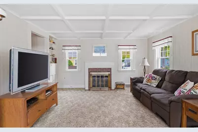 40 Glenwood Rd, Lynn, MA 01904 - Photo 3