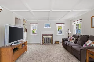 40 Glenwood Rd, Lynn, MA 01904 - Photo 3