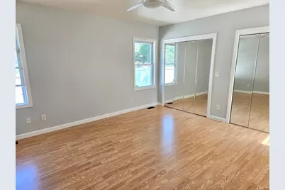 17 Cedar St, Southbridge, MA 01550 - Photo 9