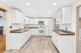 101 Augsburg Dr, Attleboro, MA 02703 - Photo 21