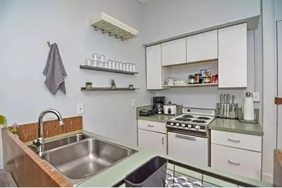 21 Beacon St #2J, Boston, MA 02108 - Photo 7