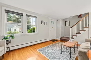 9 Roland St, Medford, MA 02155 - Photo 5