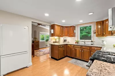 9 Roland Street, Medford, MA 02155 - Photo 15