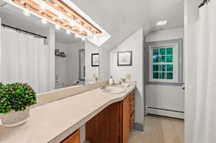 9 Roland St, Medford, MA 02155 - Photo 29