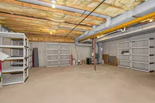 22 Town Village Dr, Salem, NH 03079 - Photo 31