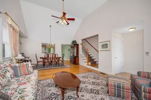 22 Town Village Dr, Salem, NH 03079 - Photo 5