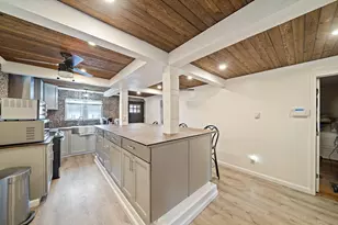 1830 Bay St, Fall River, MA 02724 - Photo 5