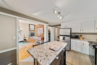 47 Candia St, Weymouth, MA 02189 - Photo 5