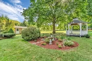 27 Westboro Rd, Marlborough, MA 01752 - Photo 33