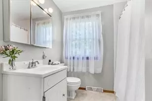 27 Westboro Rd, Marlborough, MA 01752 - Photo 11