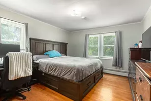 54 Charles St, Williamstown, MA 01267 - Photo 25