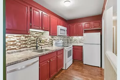 124 College St #2, South Hadley, MA 01075 - Photo 11