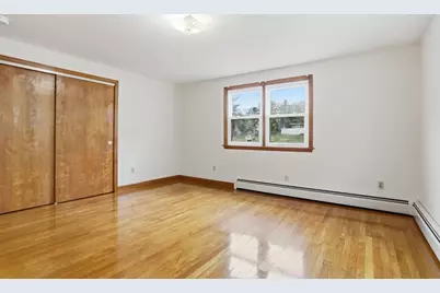 105-107 Salisbury St, Dracut, MA 01826 - Photo 11