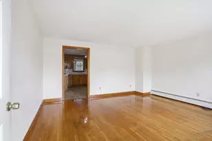 105-107 Salisbury St, Dracut, MA 01826 - Photo 5